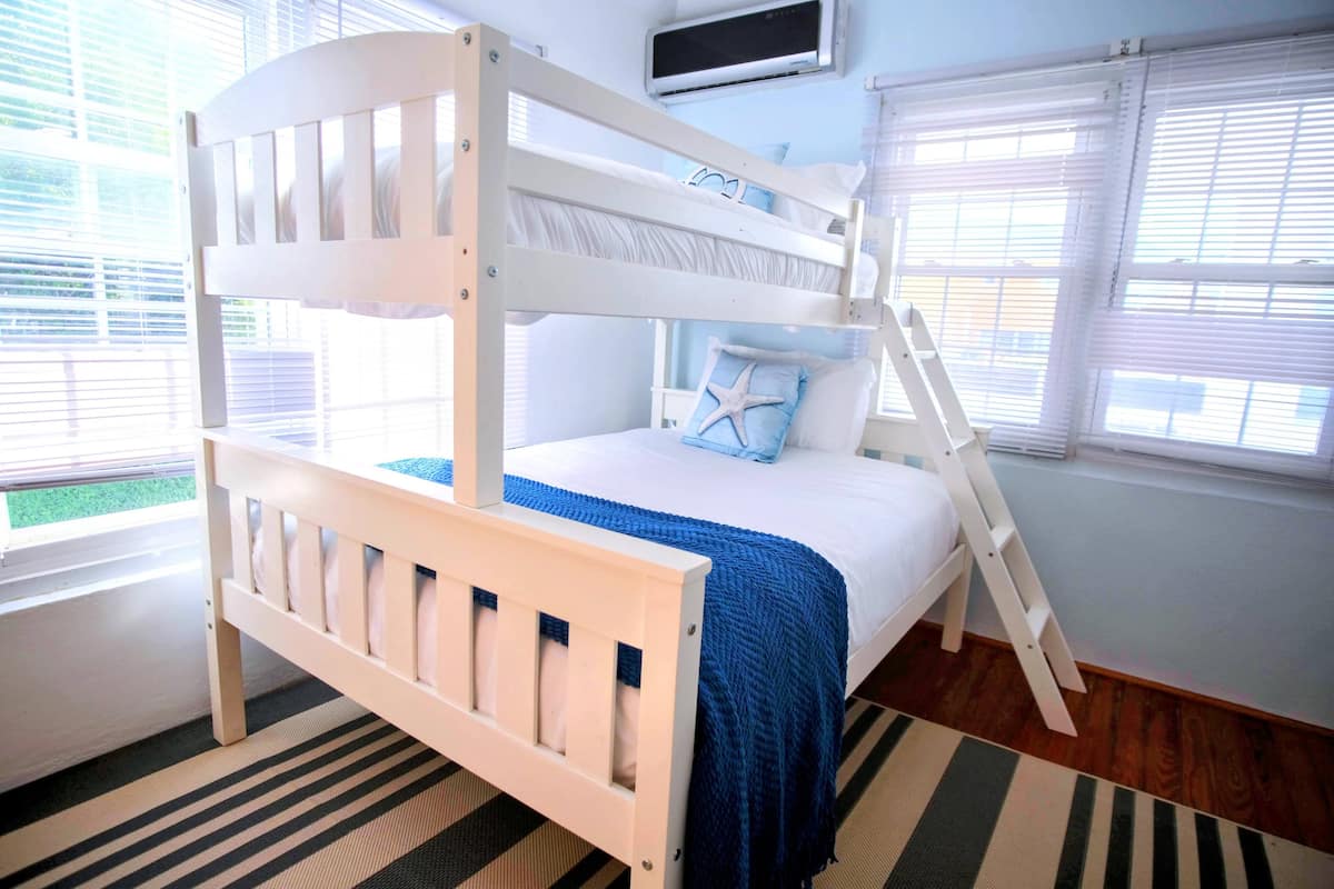 Seven Arches — bedroom three