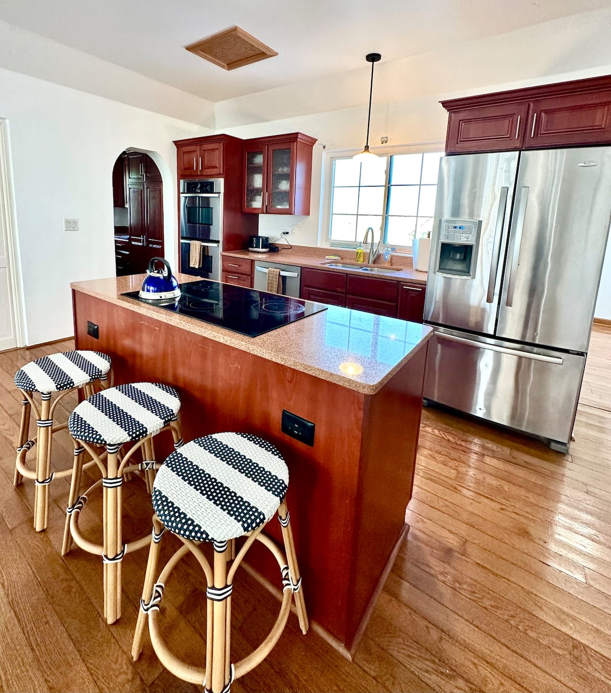 Seven Arches — kitchen